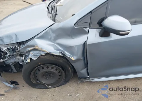 2021 Toyota Corolla Le z USA, uszkodzony, nr VIN 5YFEPMAE0MP181194